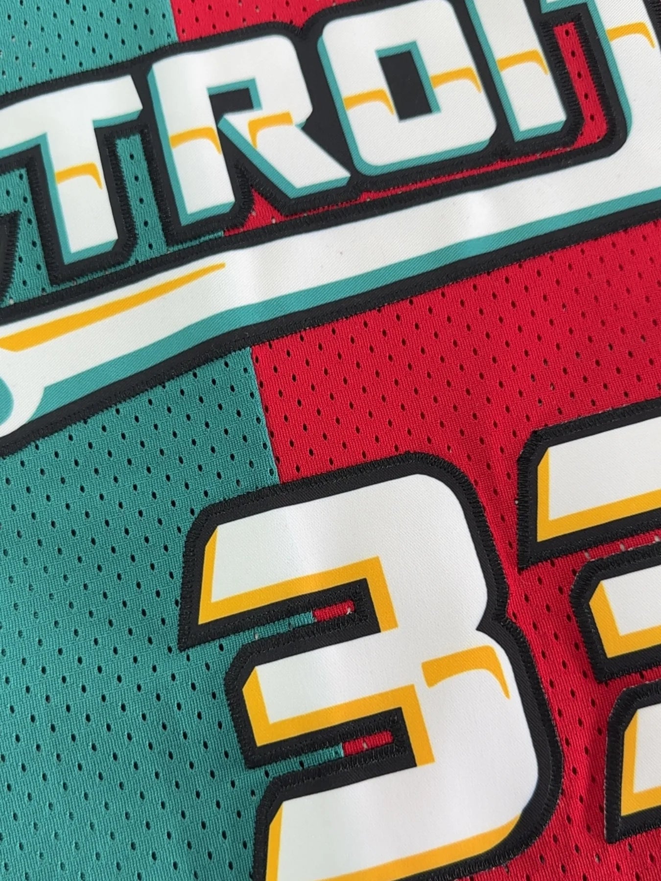 Men's Retro Basketball Jersey Breathable Sleeveless Loose Fit Sports Uniform for Summer